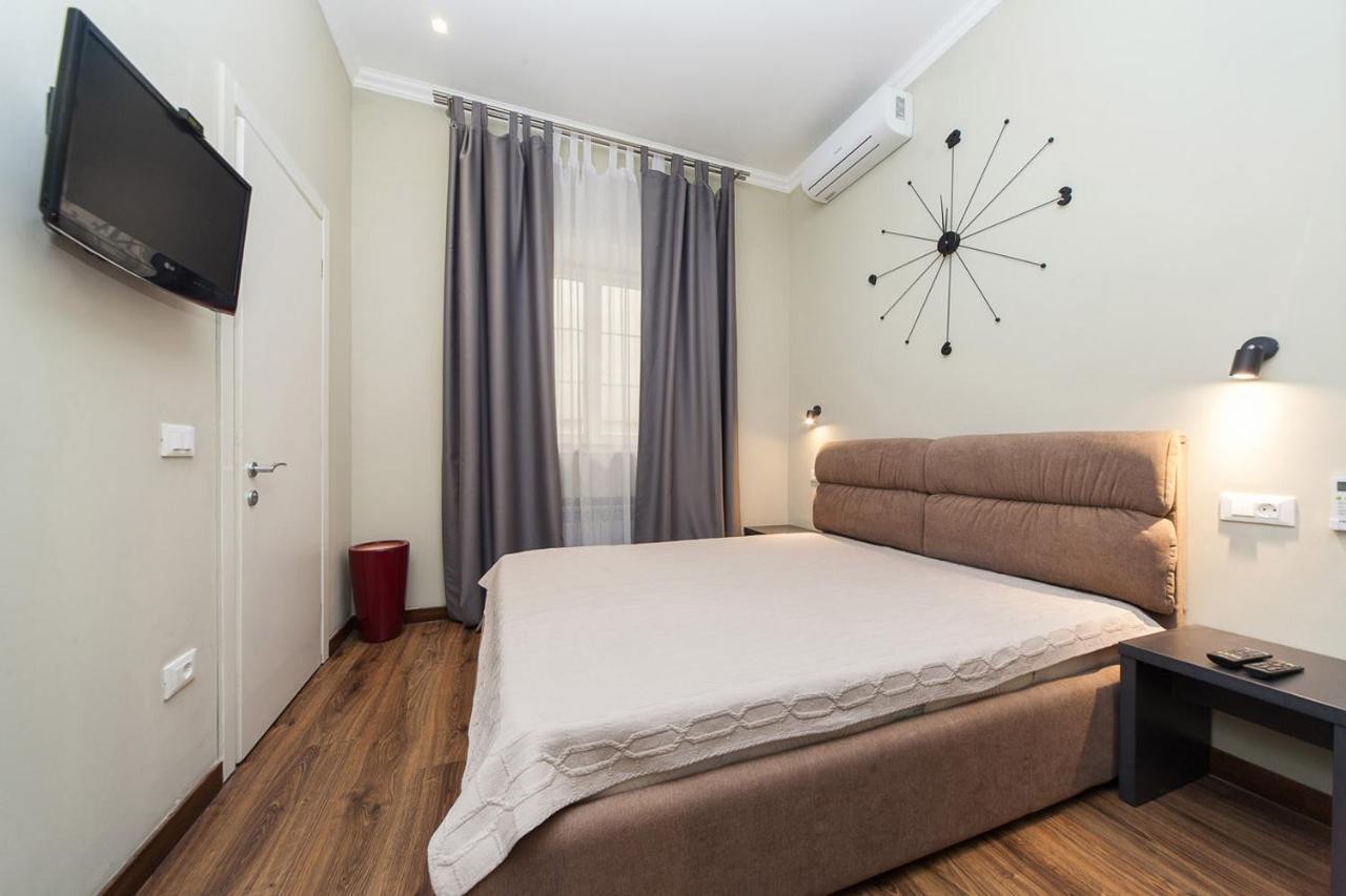 Ferienwohnung Goodrest On Deribasovskaya Odessa Exterior foto